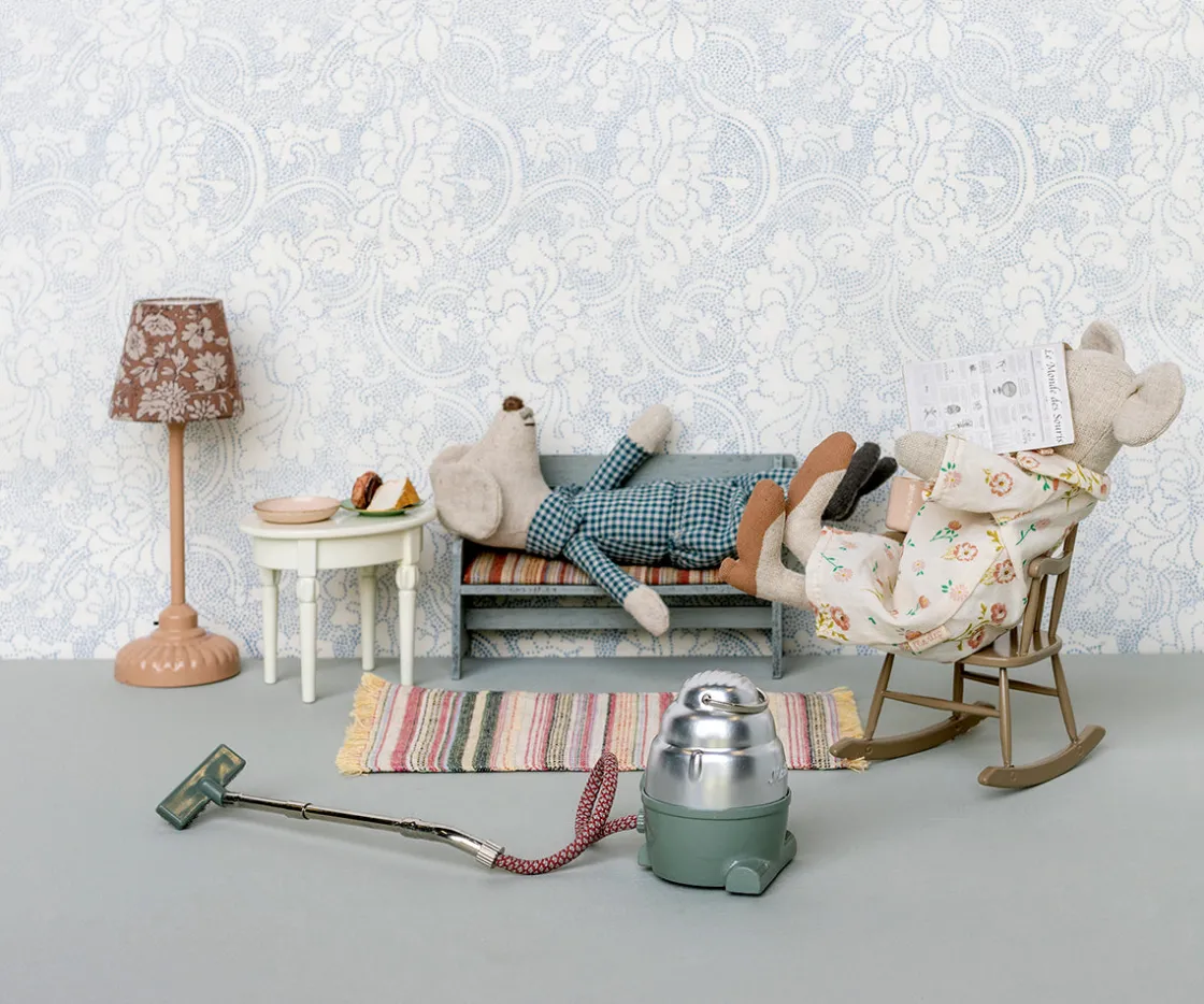 Flash Sale Maileg Bench, Mouse