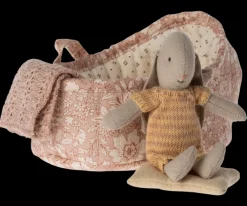 Cheap Maileg Bunny in carry cot, Micro - Yellow/Dark powder