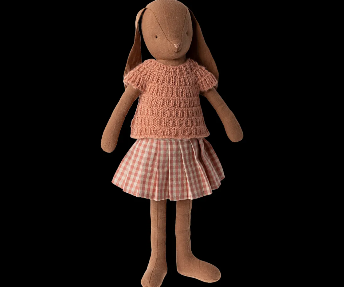 Online Maileg Bunny size 3, Chocolate brown, Knitted shirt and skirt