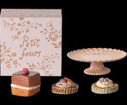 Shop Maileg Cakes and cakestand, Mini