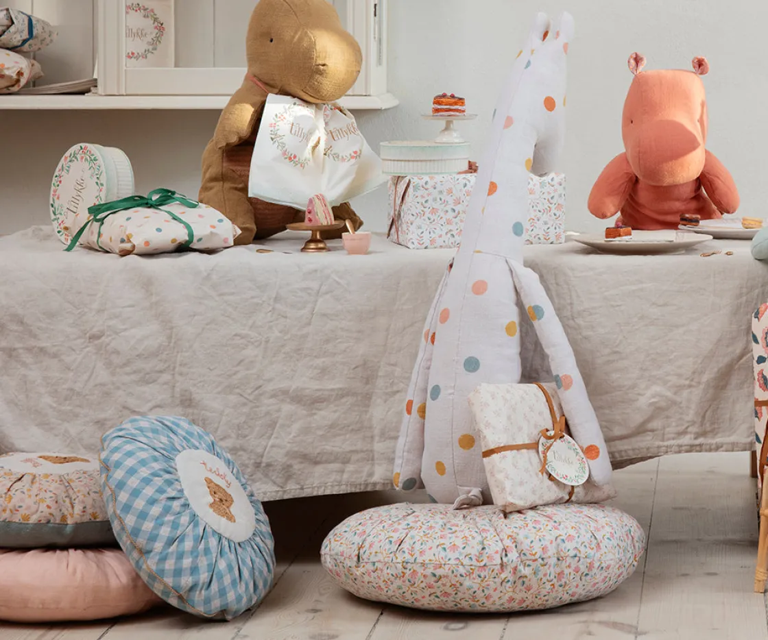 Clearance Maileg Cushion, Round, Small - Teddy, checked