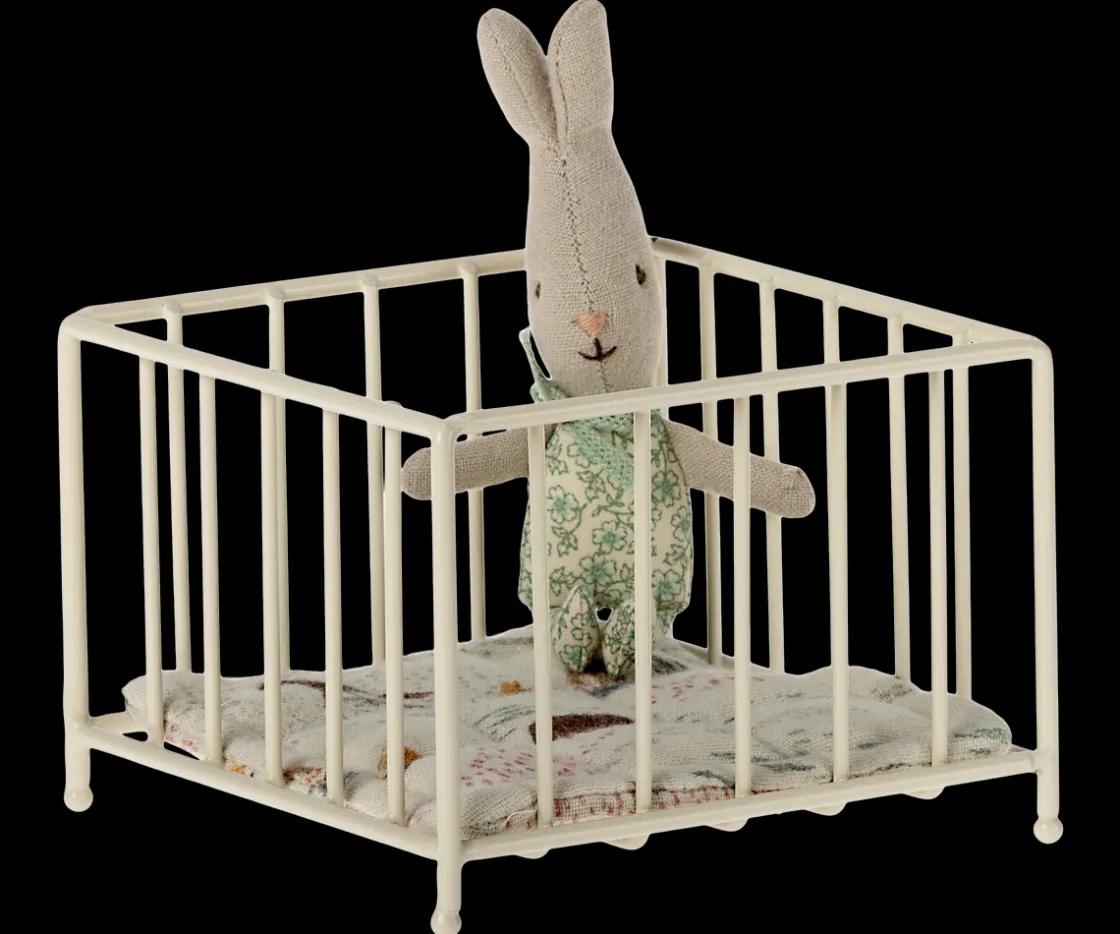 Fashion Maileg Playpen, My